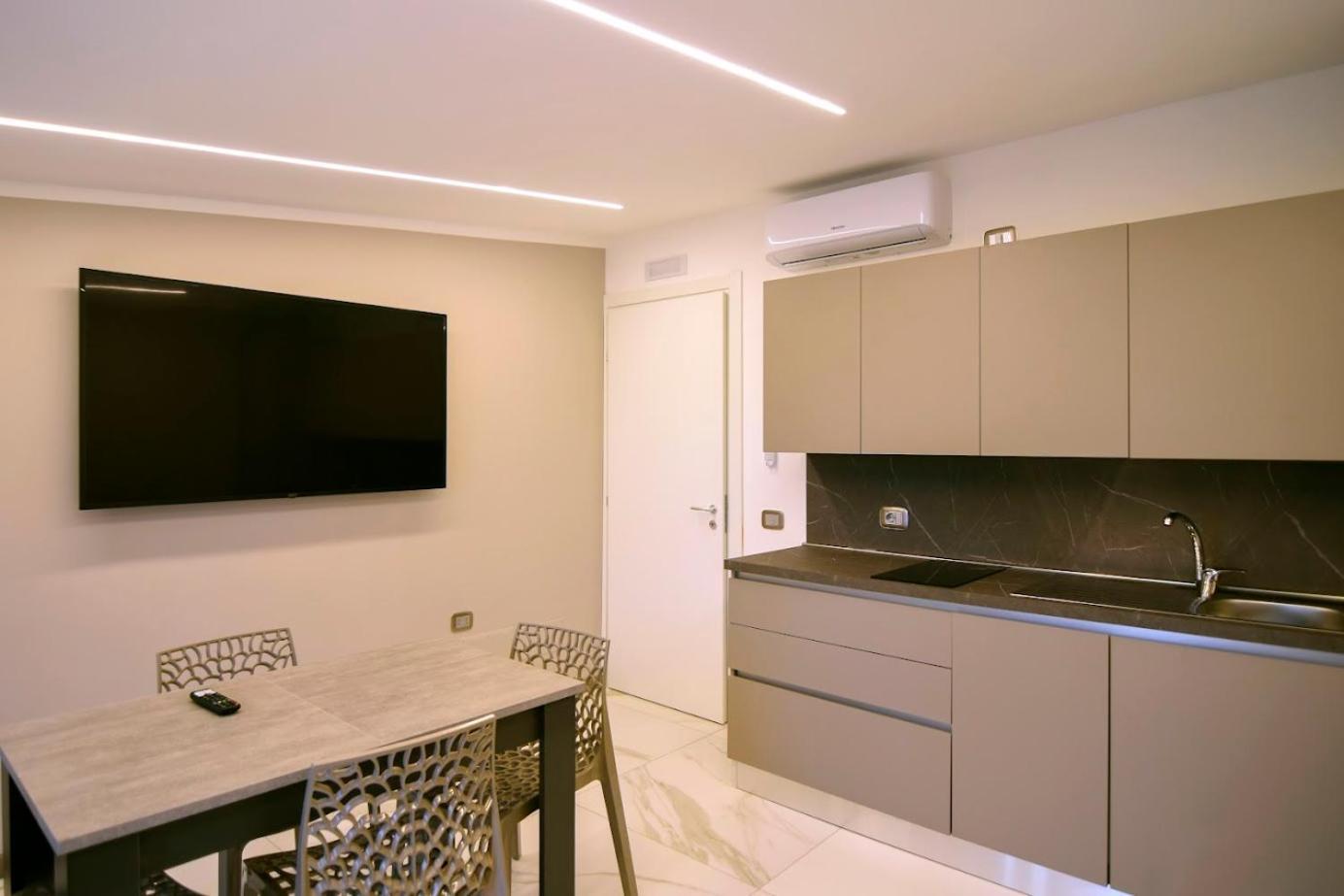 Belma Aparthotel And Rooms Marina di Camerota Exterior photo
